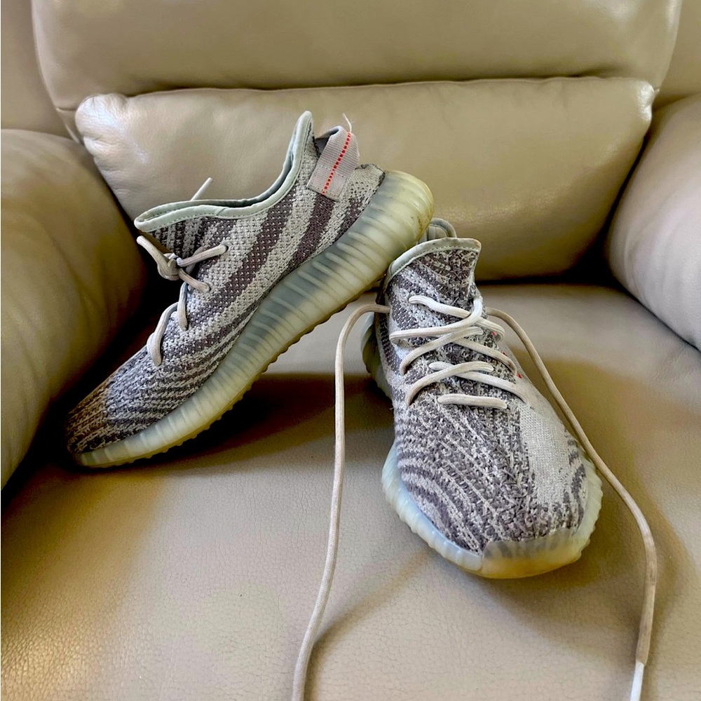 Adidas Yeezy 350 V2 “Blue Tint” Size 9
